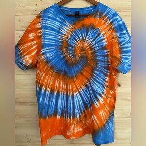 GILDAN Unisex XLarge Soft Style Blue Orange Spiral Retro Tie-Dye T-Shirt NEW